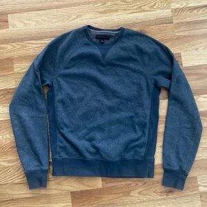 Banana Republic blue crewneck sweatshirt
